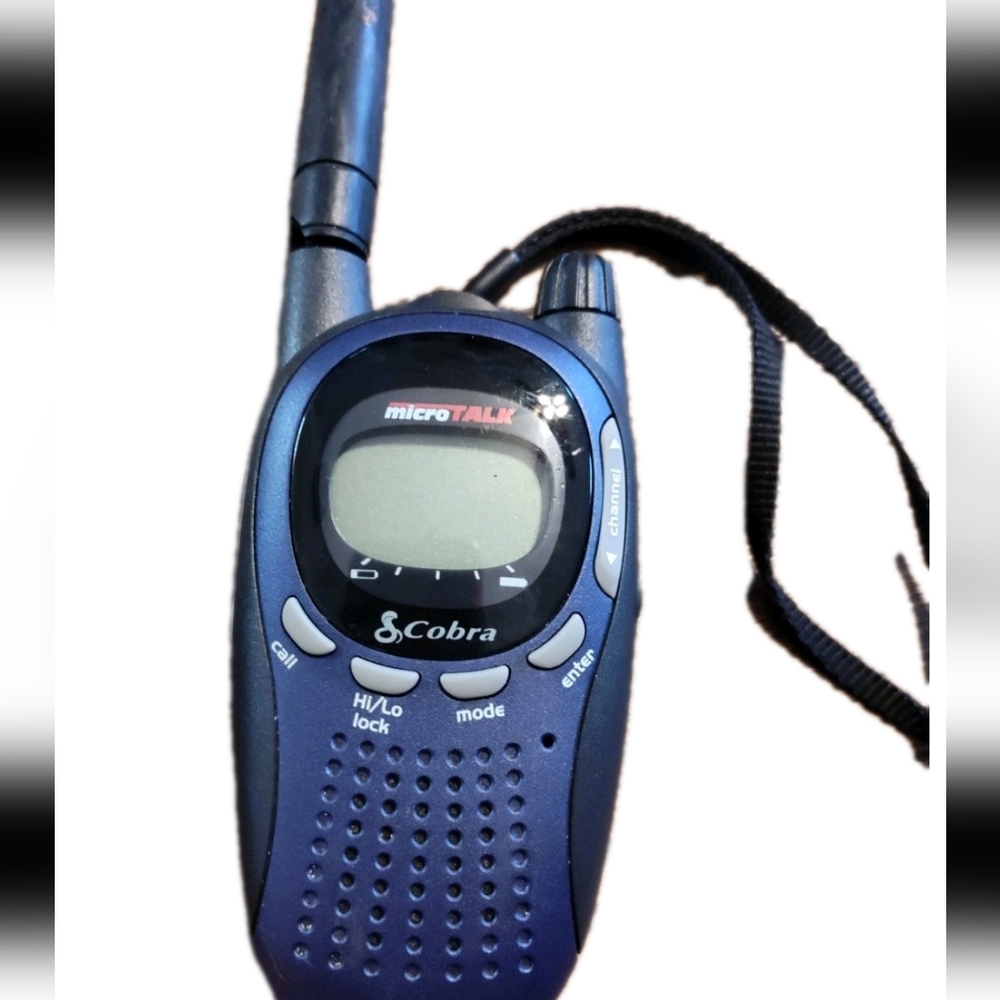 Cobra microTALK PR4000-2WX / PR945 DX FRS/GMRS Two-Way Radio Walkie-Talkie - Picture 2 of 6